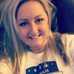 Meet your Posher, Allison